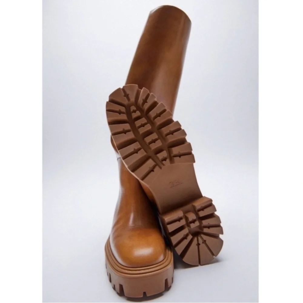 ZARA FLAT KNEE-HIGH LEATHER BOOTS - Picture 2 of 8